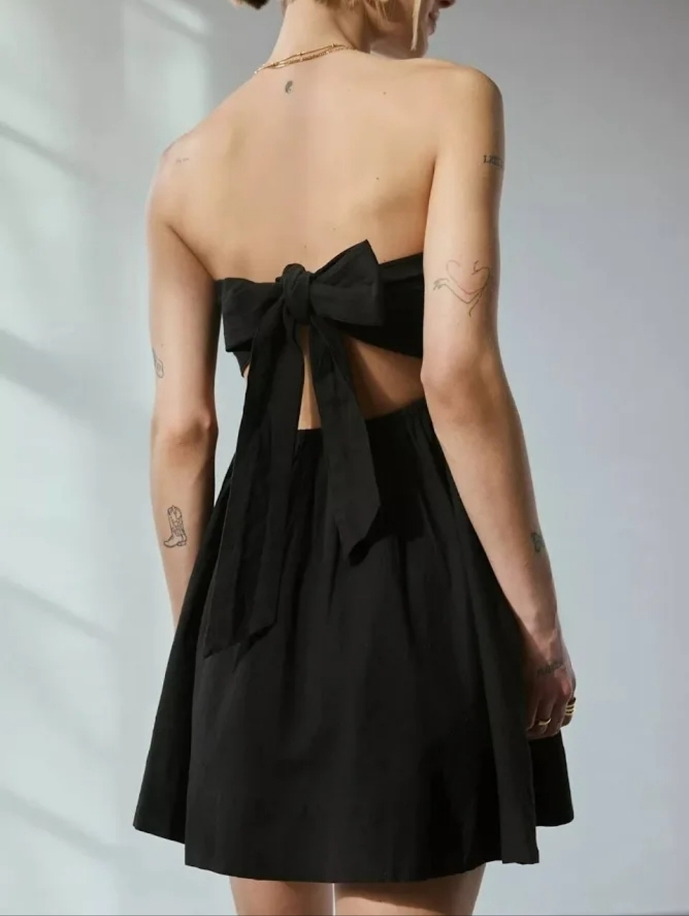 NWT Urban Outfitters BDG Juliana Black Smocked Tie Back Mini Dress Size Small